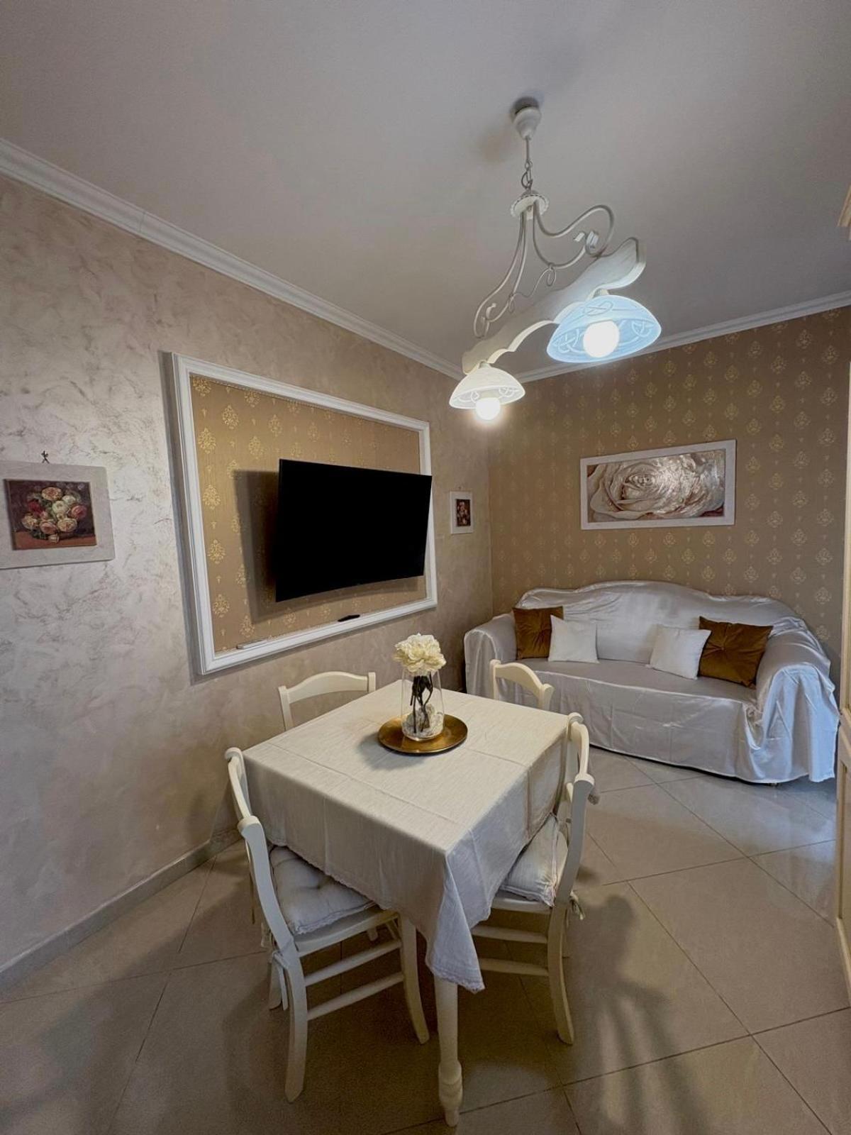 Roc House Apartment คาตาเนีย ภายนอก รูปภาพ